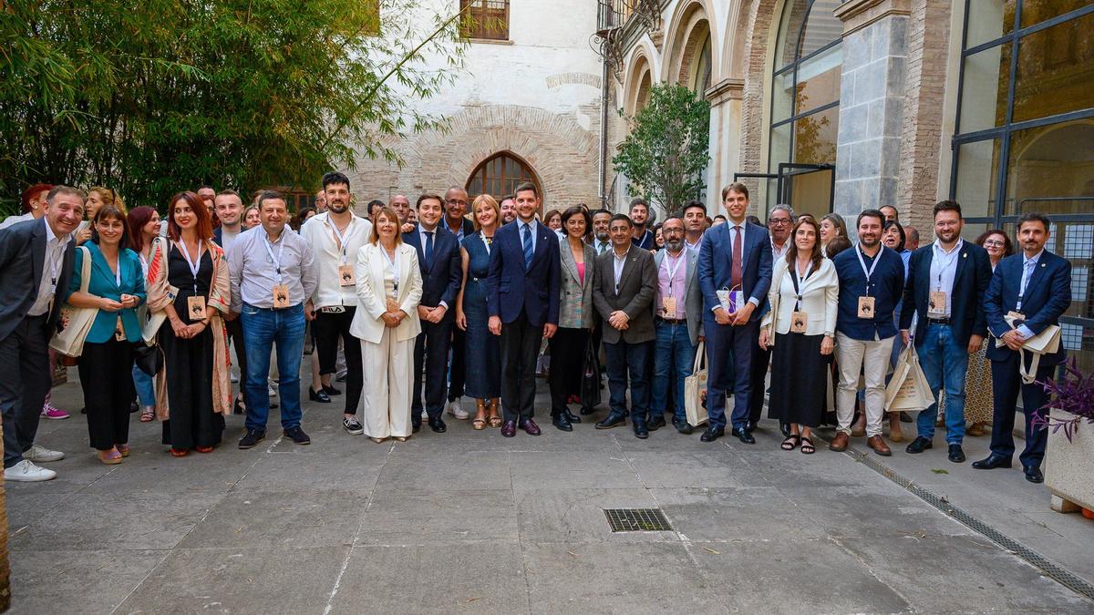Participantes en el III Encuentro Estatal sobre cooperación al desarrollo, en el Palau de Gandia.