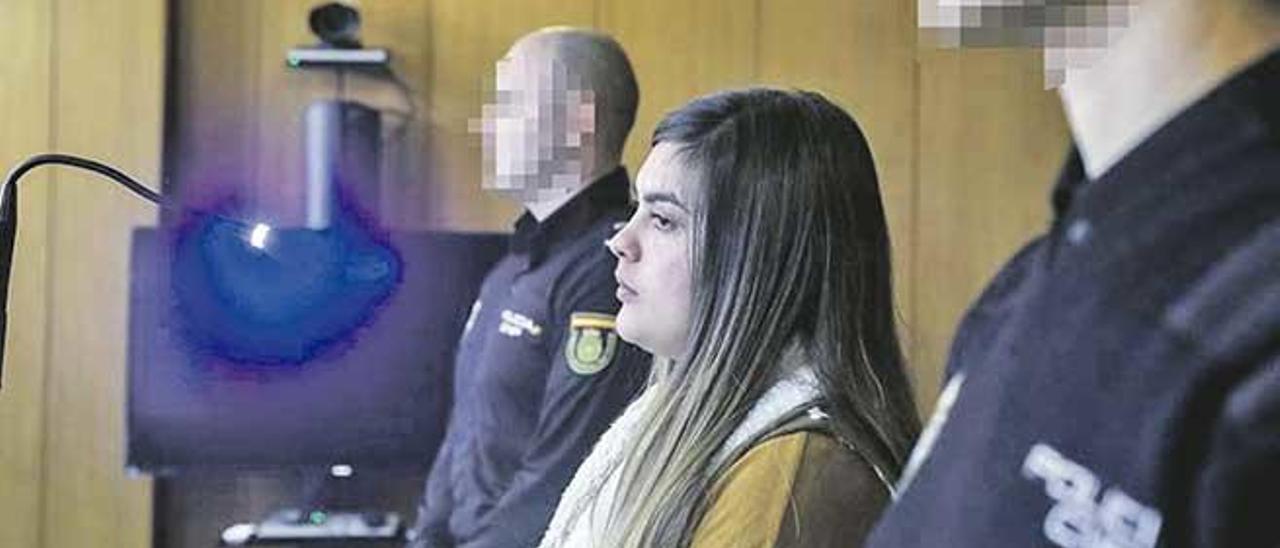 La joven que fue condenada por el accidente de Costa den Blanes, durante el juicio.