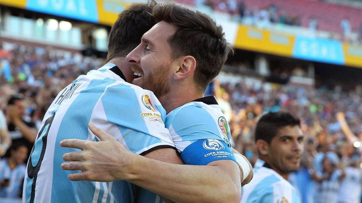 Gonzalo Higuaín y Leo Messi, en una imagen de archivo