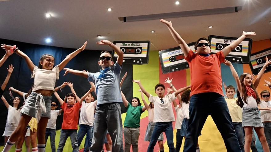 El colegio Calasancio celebra de baile en baile su festival Celebra la Vida