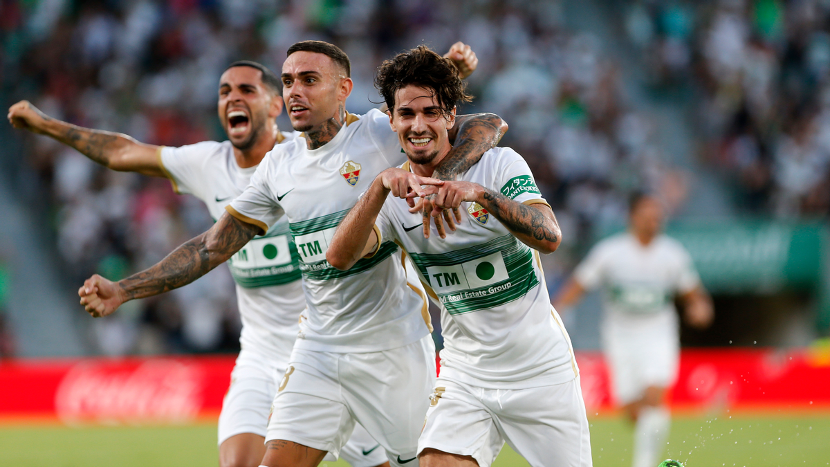 Resumen, goles y highlights del Elche 1-1 Almería de la jornada 2 de la Liga Santander