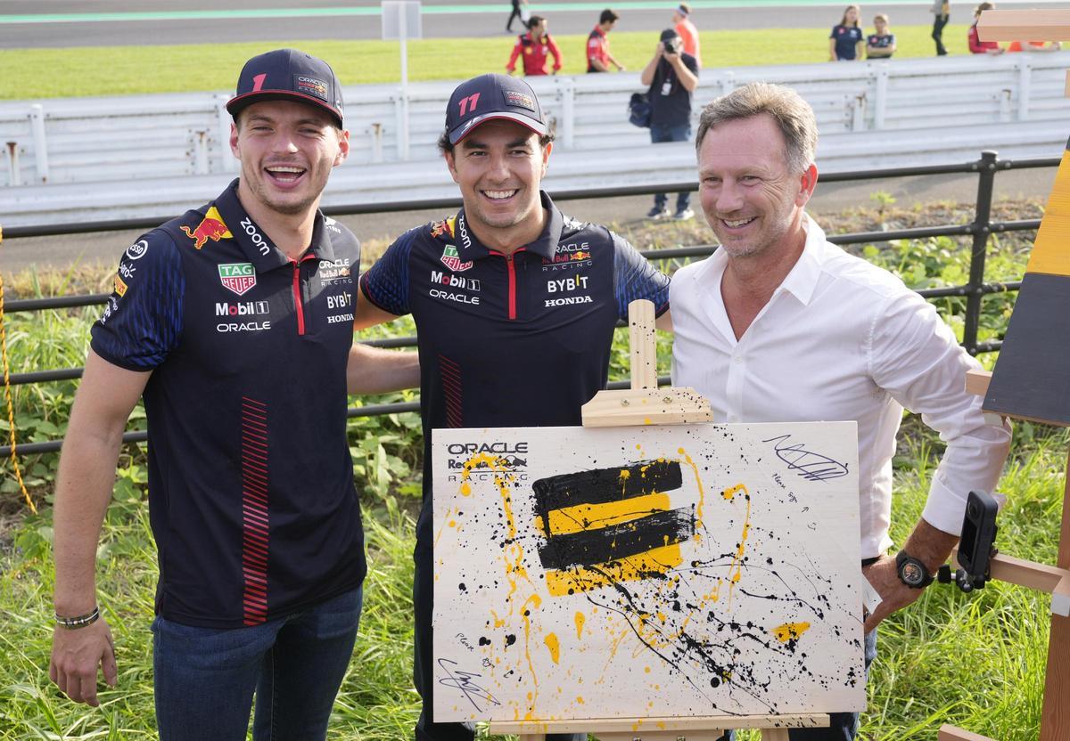 Vettel presenta sus 'hoteles para abejas' en Suzuka