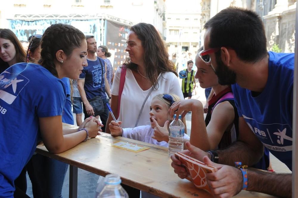 Baloncesto 3x3 en la Plaza Belluga