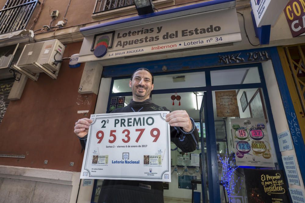 VENDIDO PARTE DEL SEGUNDO PREMIO EN MURCIA, ...