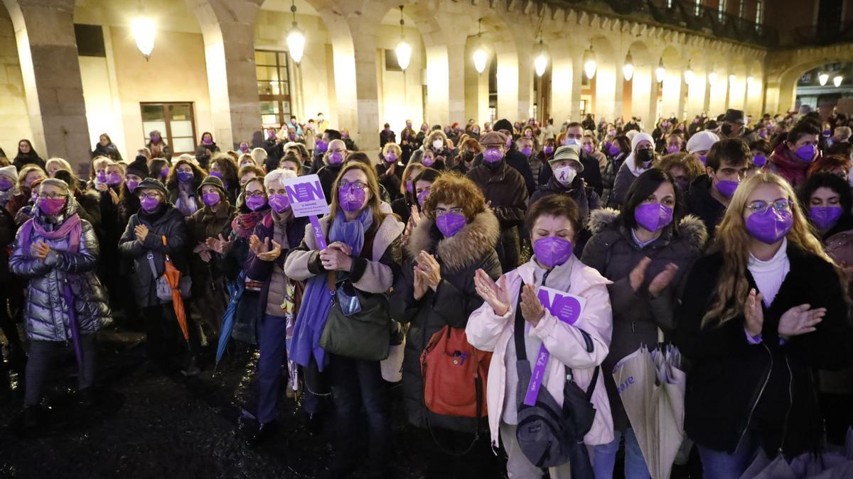 Asturias muestra su rechazo a la violencia contra las mujeres: todas las protestas por concejos