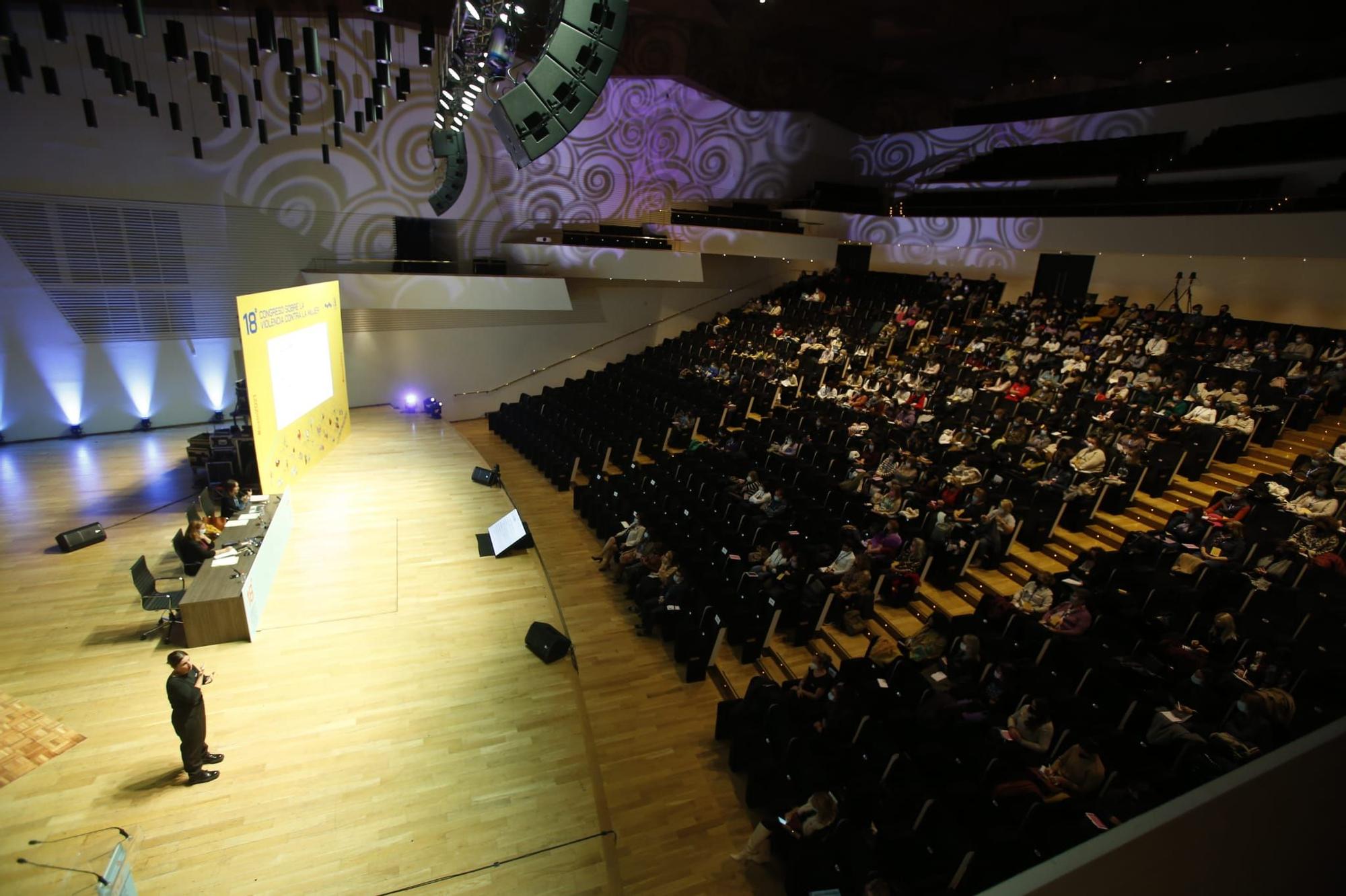 Se celebra en el ADDA el 18º congreso sobre la violencia contra la mujer