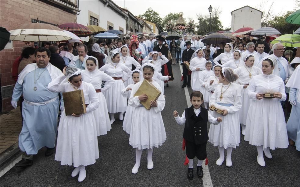 La bajada de la patrona de Cáceres en imágenes