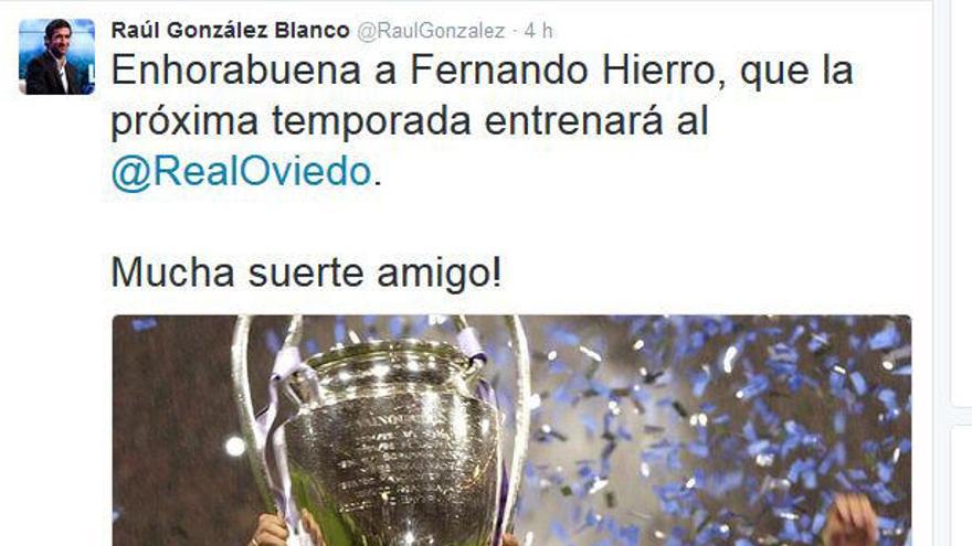 Mata y Raúl felicitan a Hierro por su nuevo contrato con el Oviedo