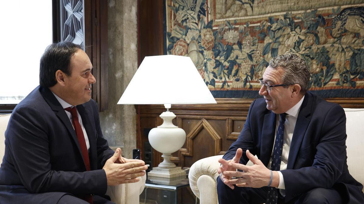 El presidente de la Generalitat, Juanfran Pérez Llorca, y el de la Diputación, Toni Pérez, se han reunido este lunes
