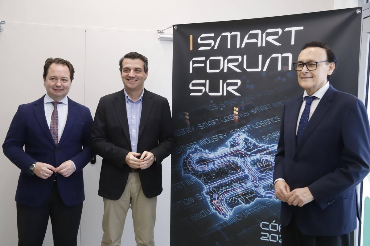 Miguel Ángel Tamarit, José María Bellido y José Carlos Gómez Villamandos, durante la presentación del foro.