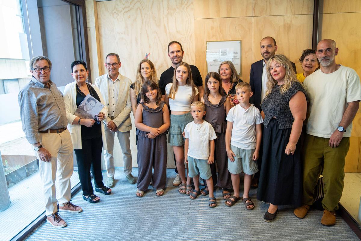 Inauguració del nou Cap de Sant Fruitós de Bages, Dr Pere Moran Medina, amb familiars i el conseller de presidència Albert Dalmau