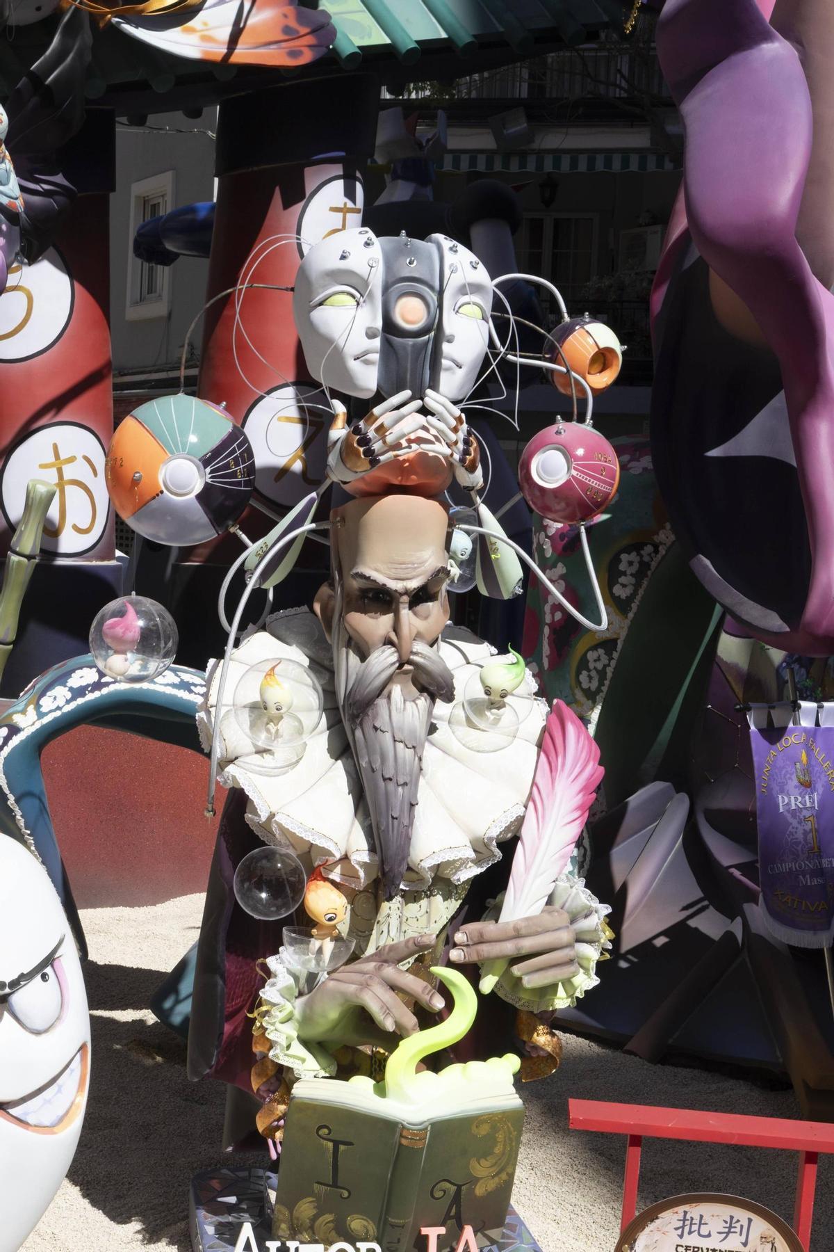 El "ninot" de Cervantes en la falla de República Argentina de Xàtiva.