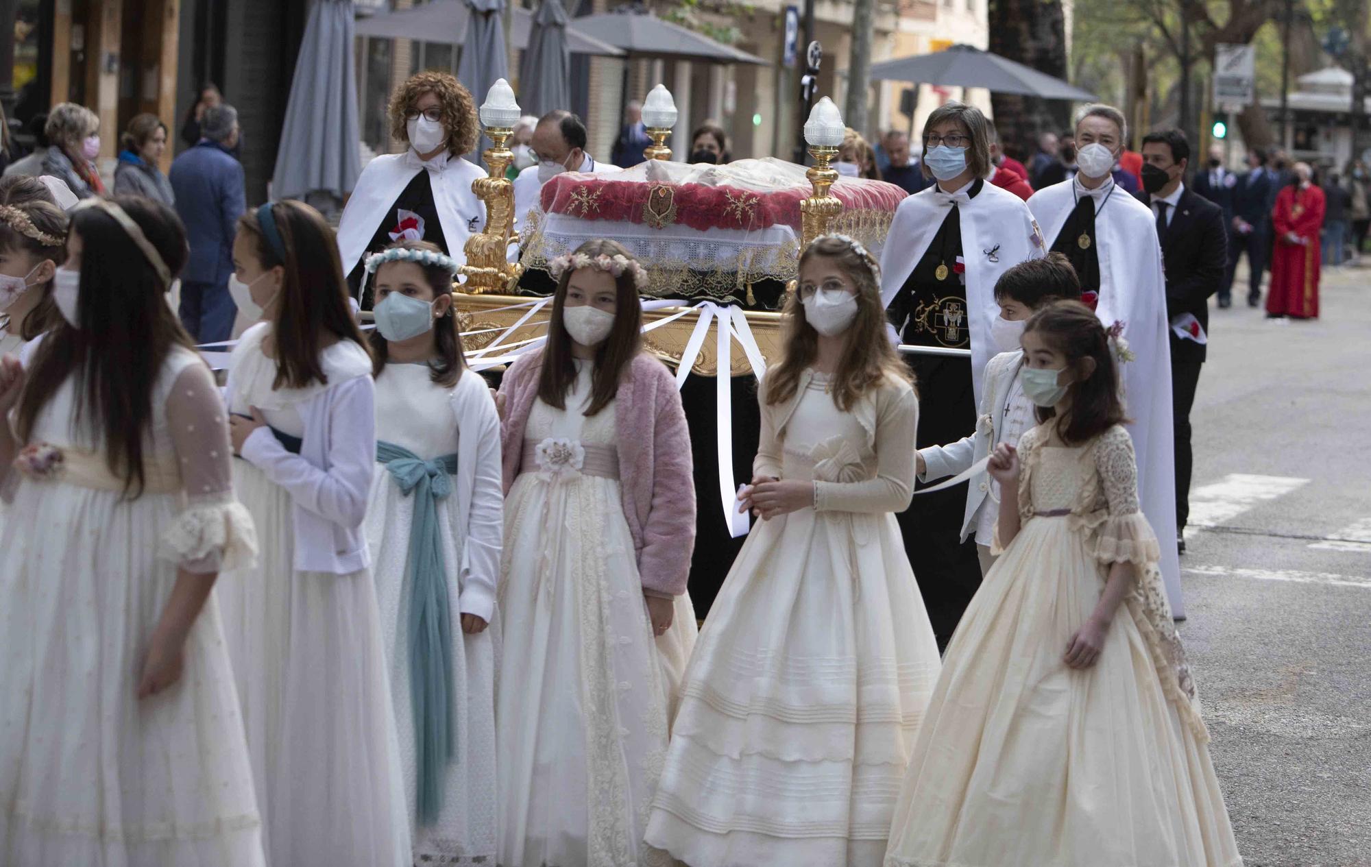 La procesión de "la Camilla" de Xàtiva estrena paso rodado