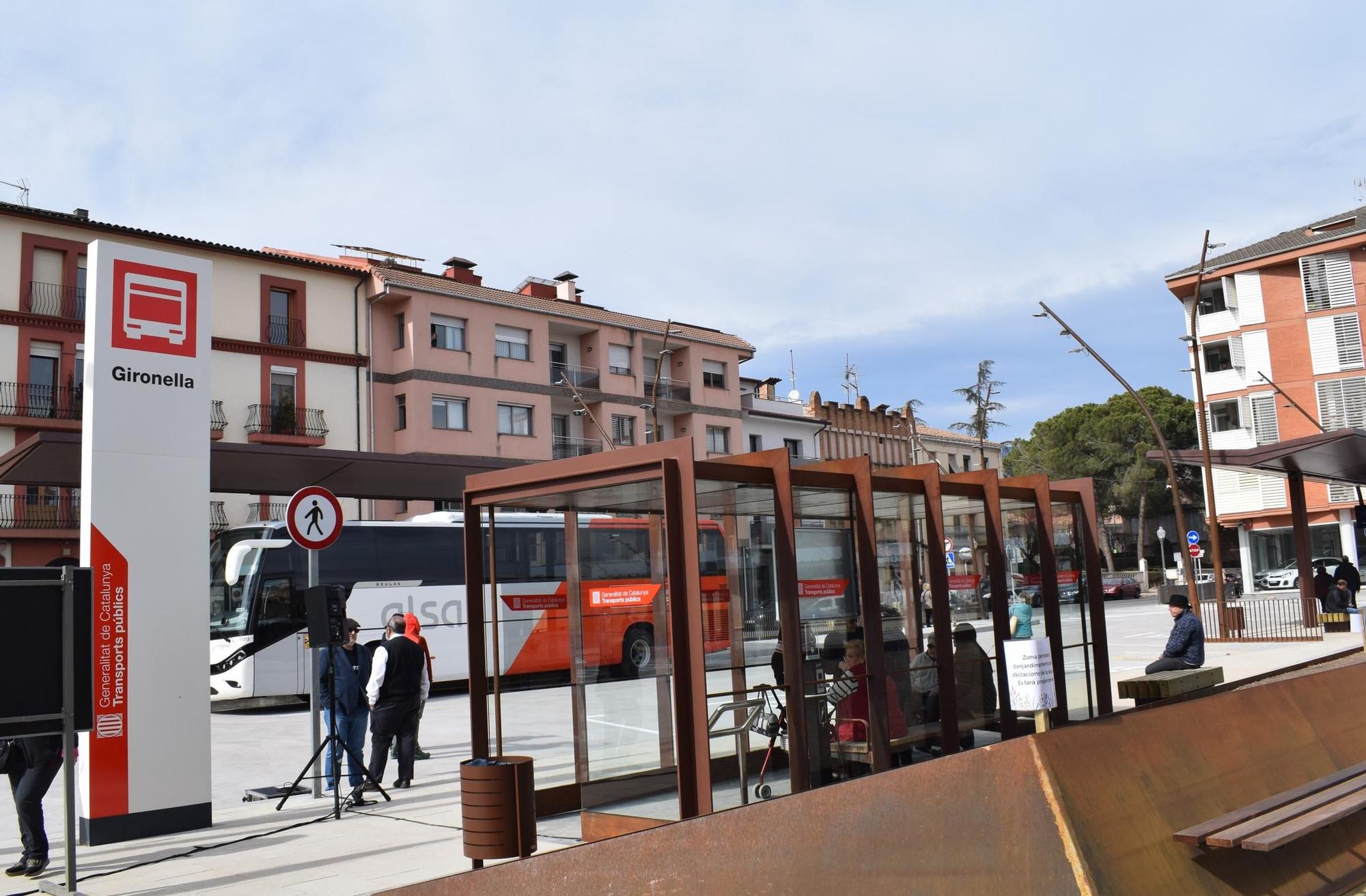 Les millors fotos de la inauguració de l'estació de busos de Gironella