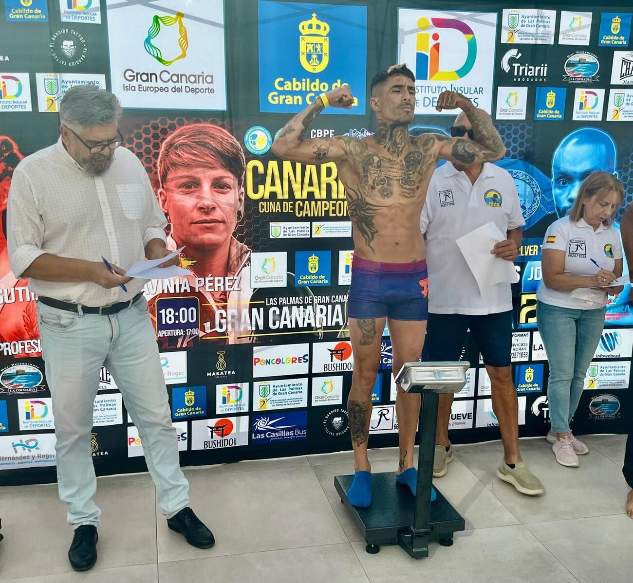 Pesaje de púgiles para la velada de boxeo 'Canarias, Cuna de Campeones'
