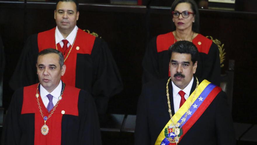 Maduro, con el presidente del Supremo venezolano