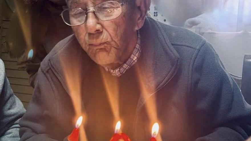 Dionisio Iglesia, de Zarza la Mayor, cumplió 101 en febrero.