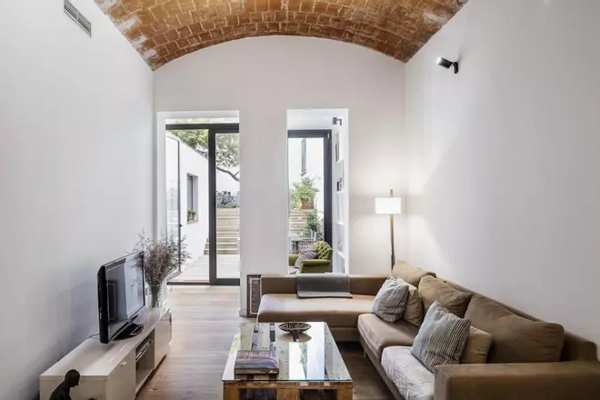 Una tienda de gominolas convertida en apartamento