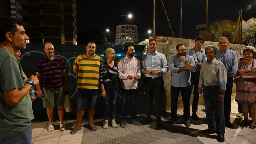 Castelló pedirá 5 informes para rechazar la gasolinera que no quieren los vecinos