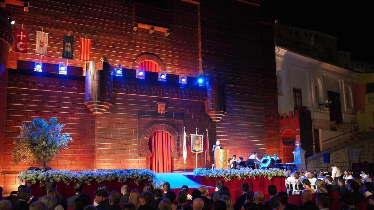 L’esmorzar de la Llàgrima, la presentación de cargos y el pregón de Ramón Esteve inaugurarán la “Setmana Gran” de las fiestas de Ontinyent