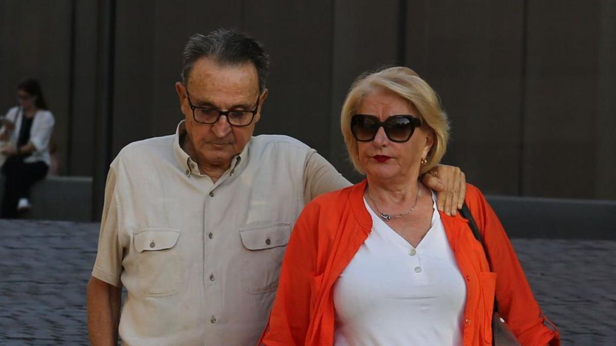 El juez Aguirre imputa a la mujer de Enríquez Negreira por no justificar tres millones de euros