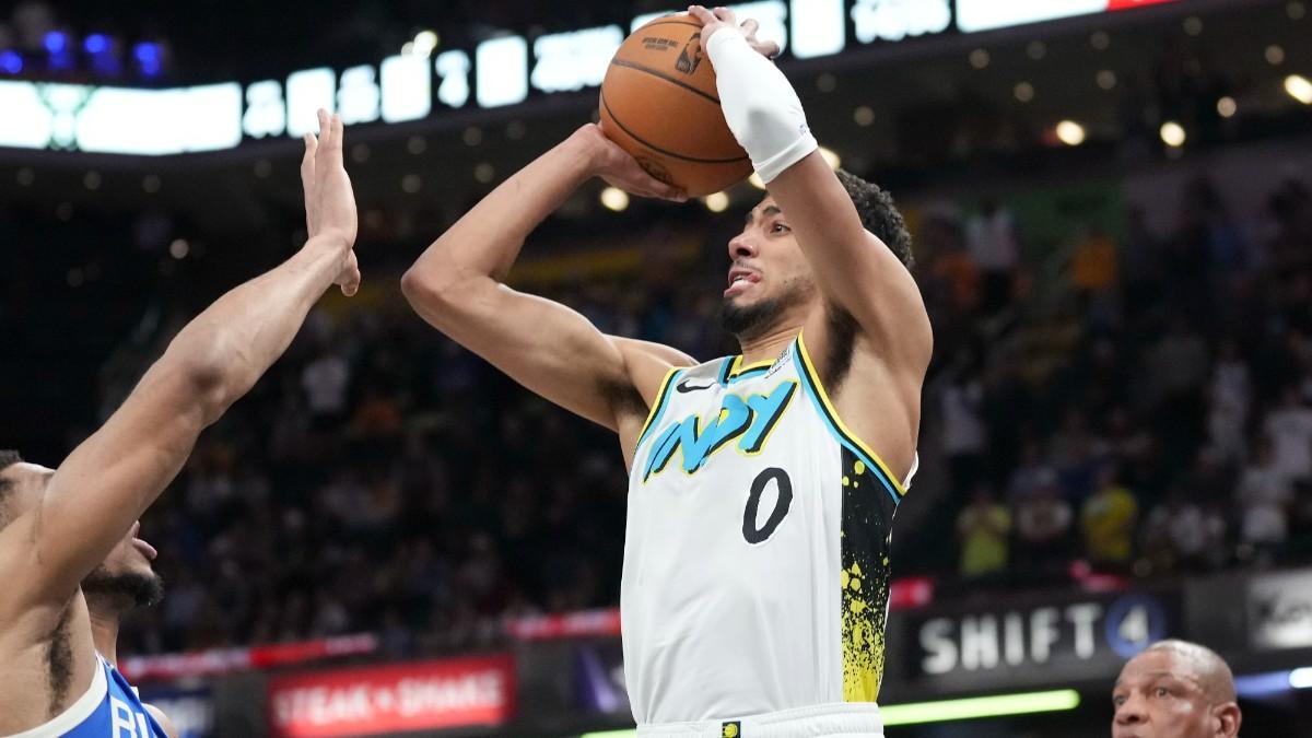 Tyrese Haliburton anotó el 3+1 de la victoria ante los Bucks