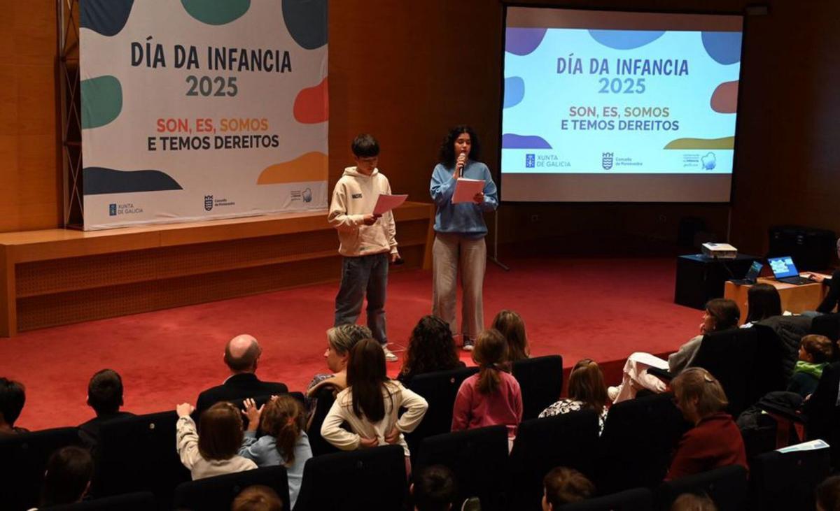 Los niños fueron los 
protagonistas del acto. 
|  Rafa Vázquez