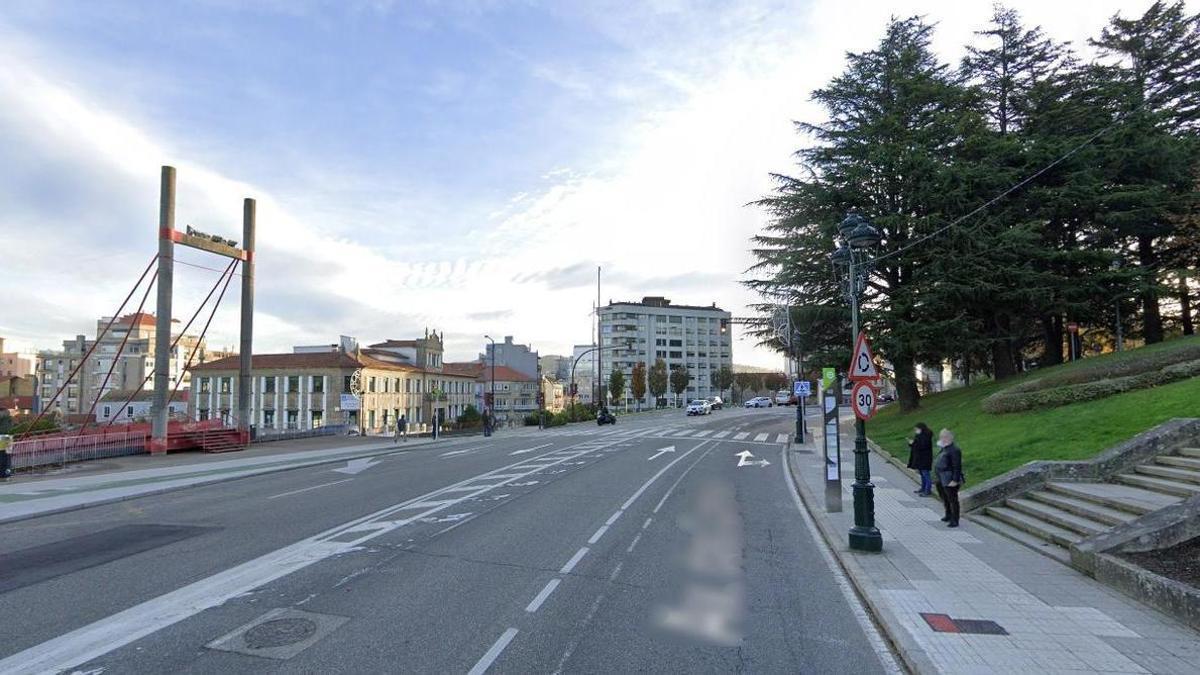 Paso de cebra frente a Praza do Rei en el que ocurrió el atropello.