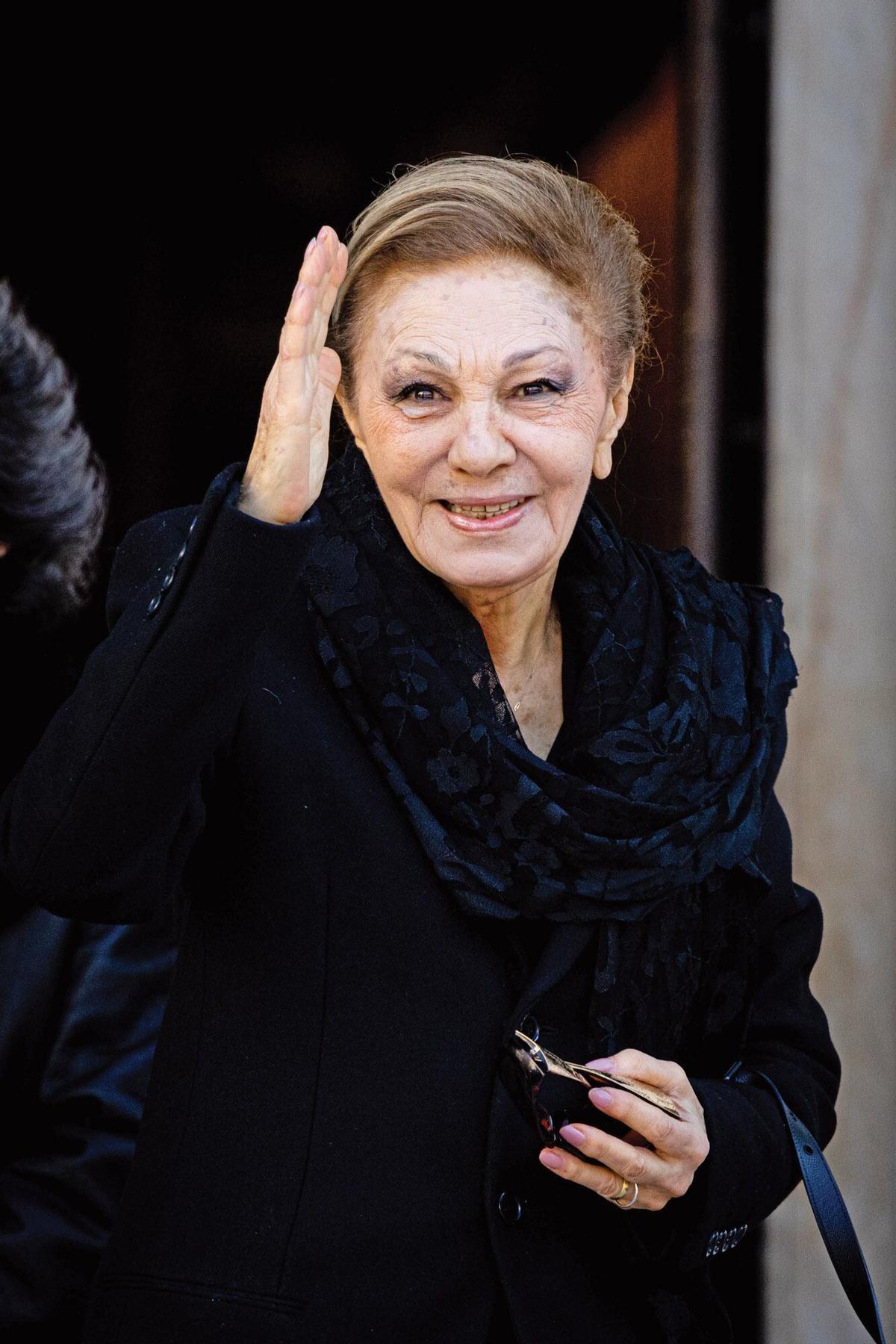 Farah Diba, de 87 años.
