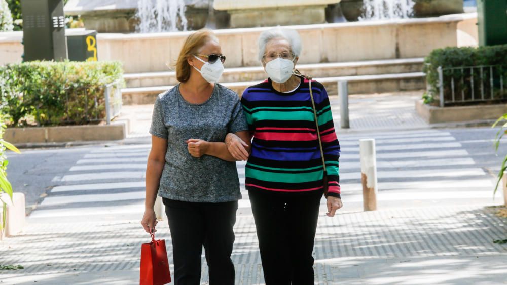 Los mayores también comienzan sus paseos