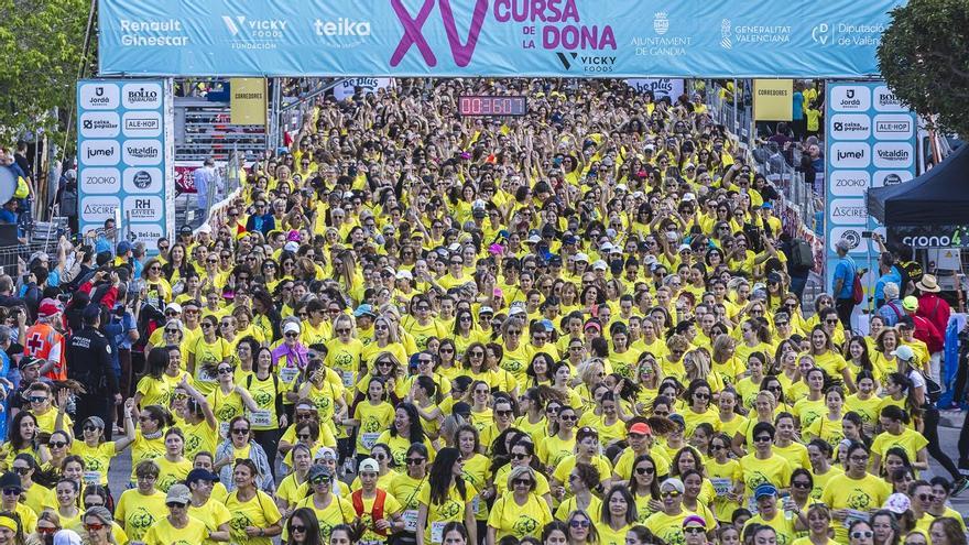 La XV Cursa de la Dona Vicky Foods pinta de amarillo las calles de Gandia