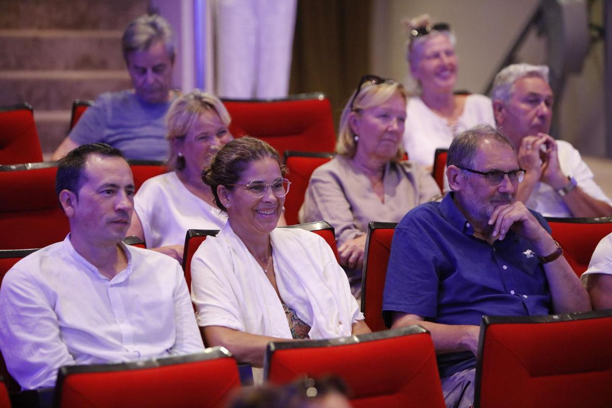 Neuer Mallorca-Krimi "Die Lockvögel": So war die Lesung mit Anna Nicholas