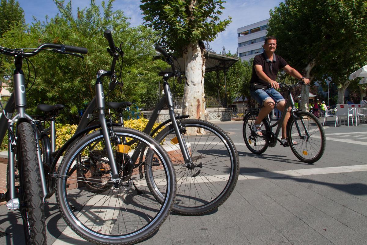 BIBA, Biciletas Badajoz, nuevos modelos de bicicletas expuestos en el pase de San francisco