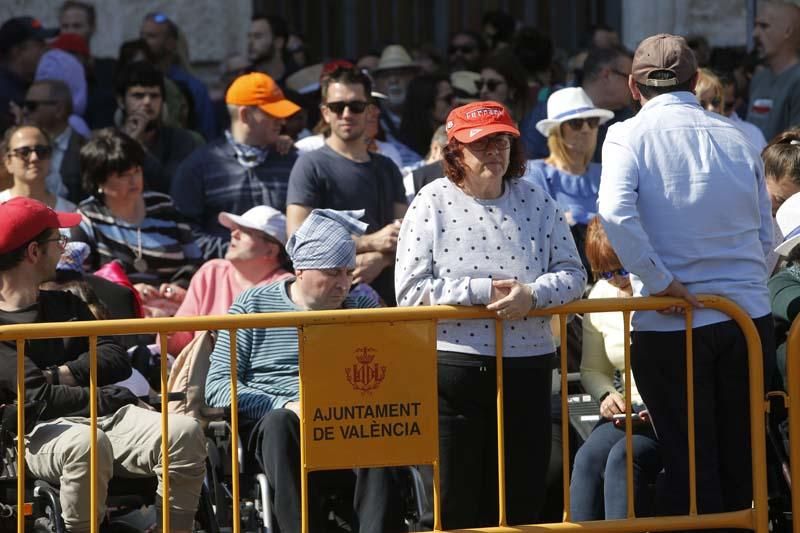 Búscate en la mascletà del 11 de marzo