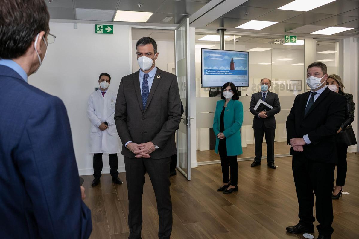 Pedro Sánchez ha visitado el Centro de Investigación Básica de la compañía Janssen en Toledo.