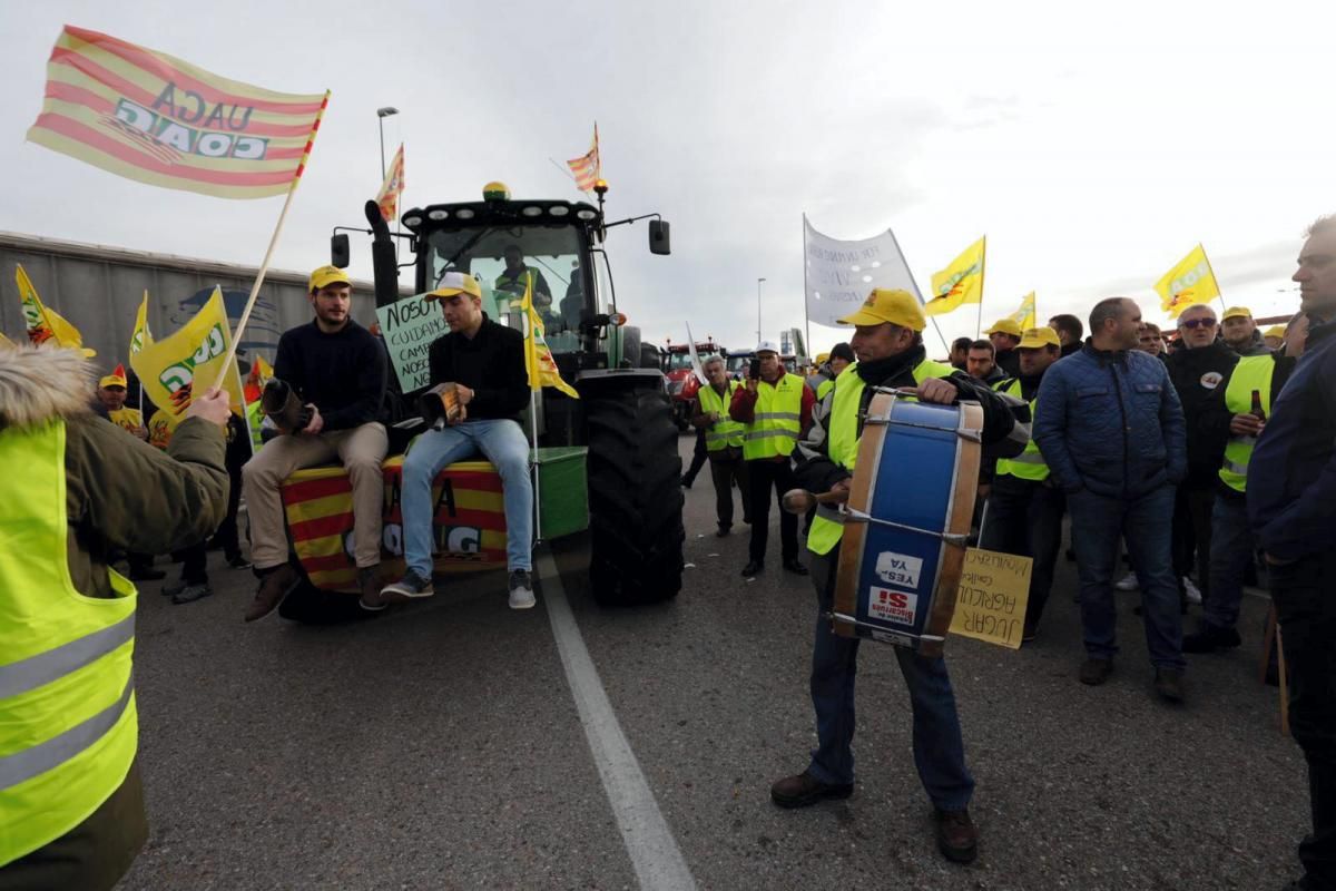 Manifestación de agricultores en Zaragoza