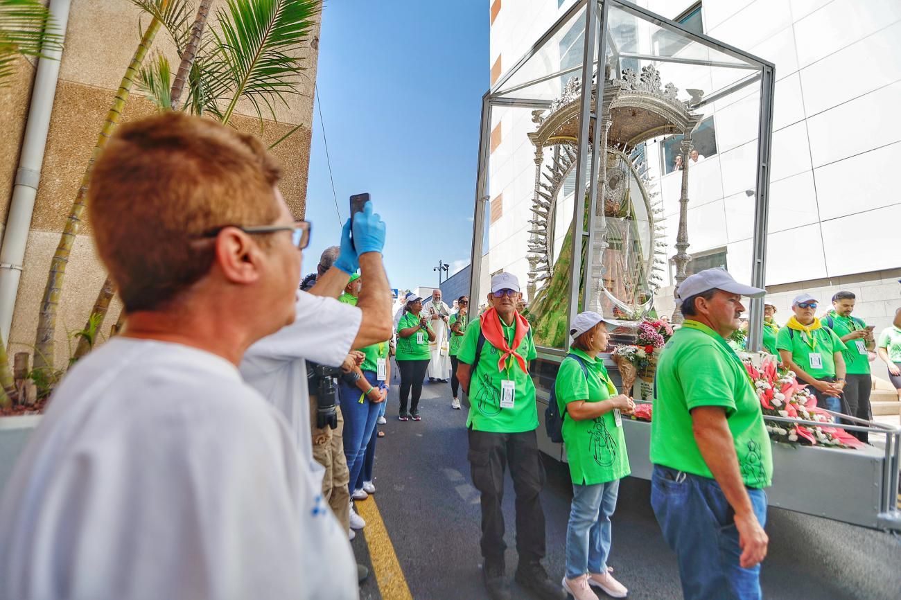 La 'Morenita' visita el Hospital de Nuestra Señora de La Candelaria