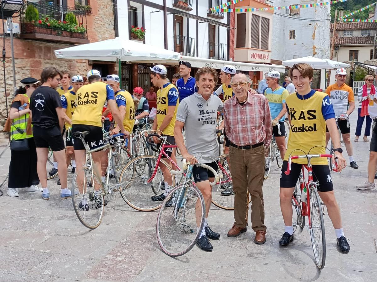 La semana pasada, junto a Pedro Delgado.