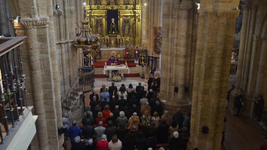 Semana Santa Benavente 2024: La Soledad crea vínculos