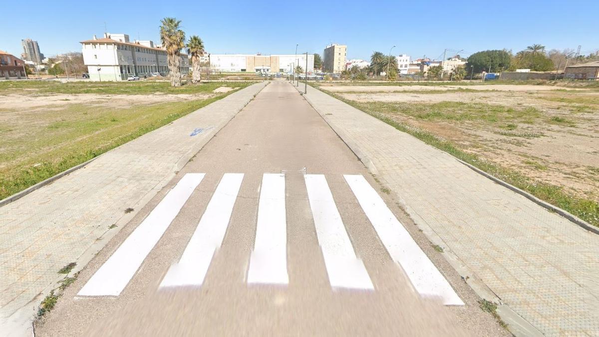 Parcelas de Nazaret pendientes de urbanizar con viviendas protegidas