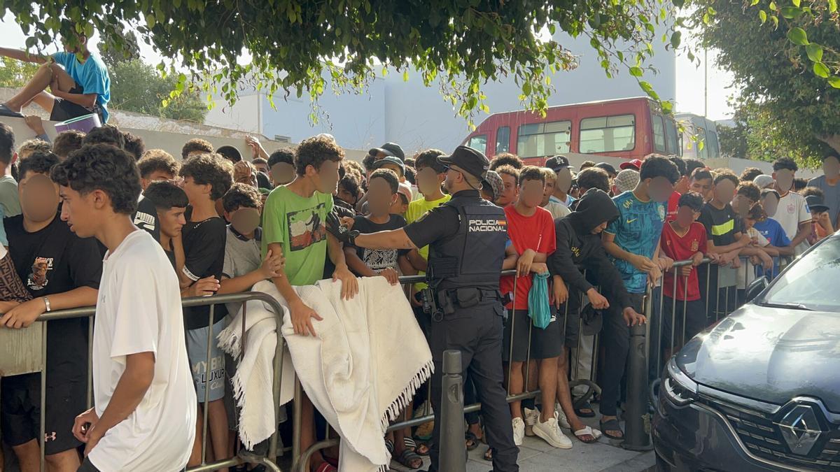cómo afrontar una crisis migratoria o una guerra híbrida