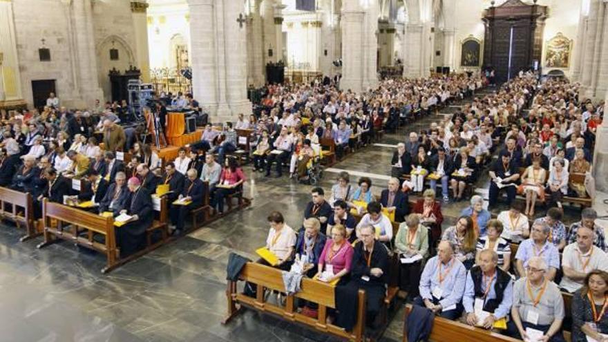 Miles de personas, ayer, durante la inauguración del congreso.