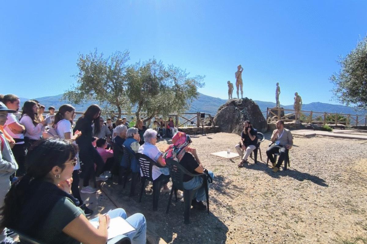 Un acto celebrado en el Mirador de la Memoria.