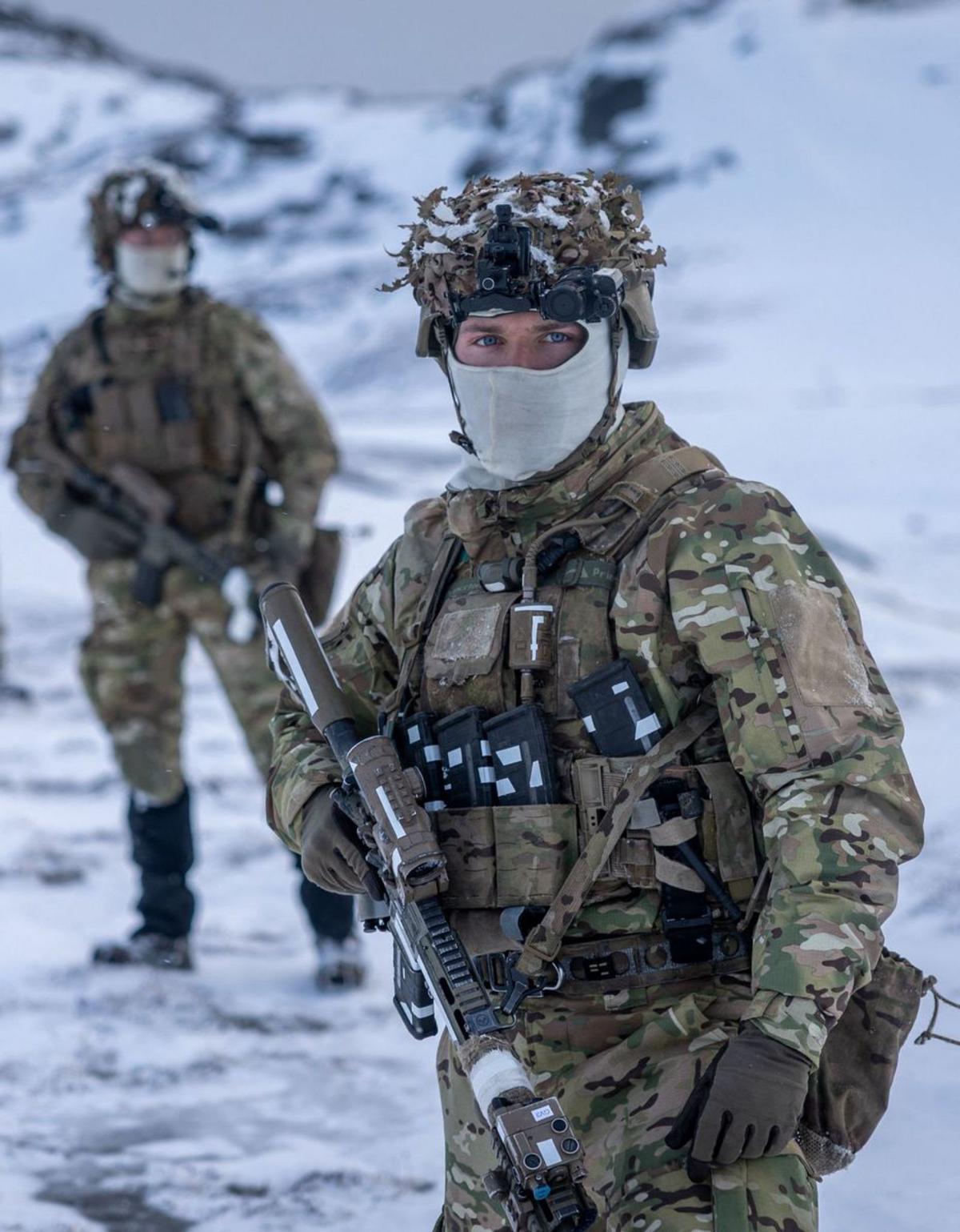 En nom de la defensa mútua