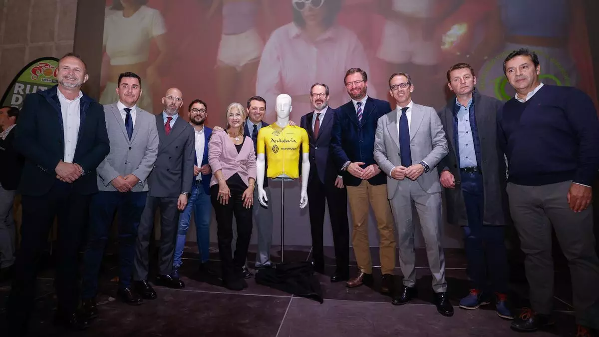 Córdoba acoge la puesta de largo de la Vuelta Ciclista a Andalucía 2025