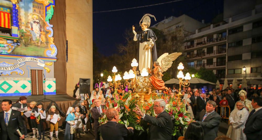 Subida a San Vicente en el Altar del Carmen