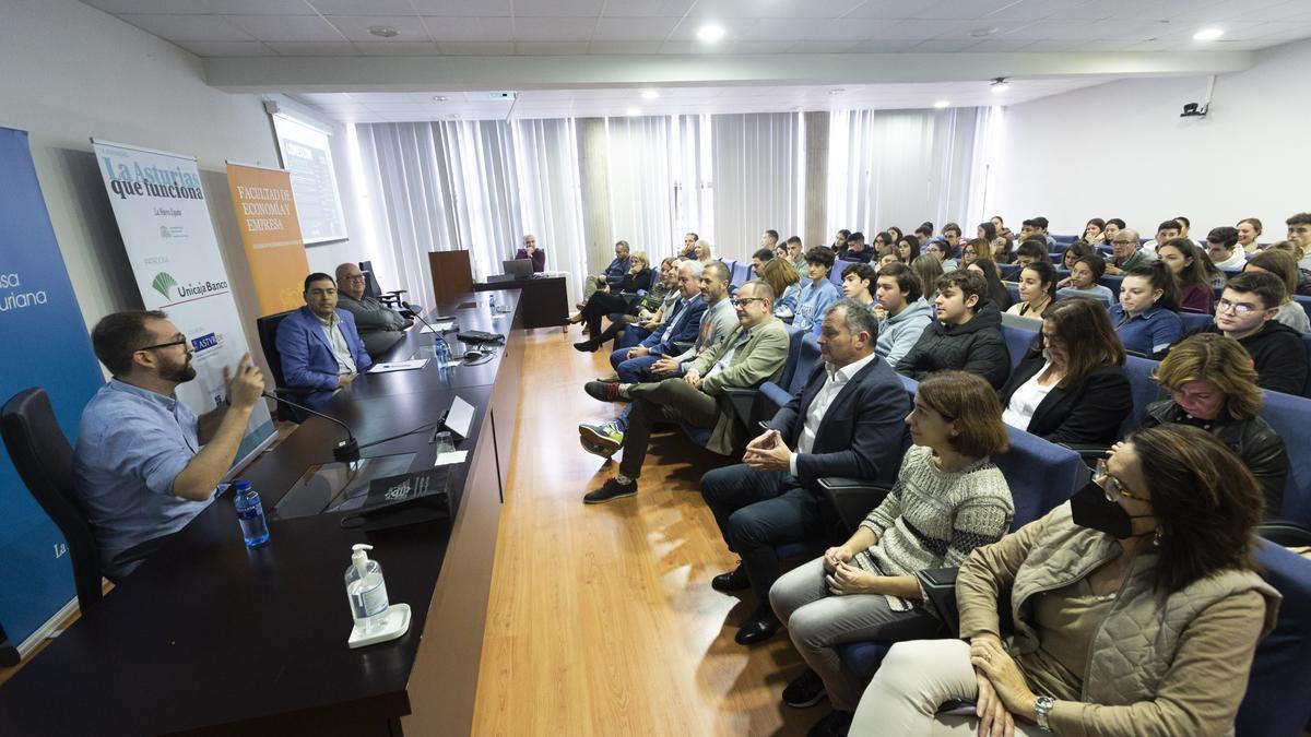 El ciclo "La Asturias que Funciona" aborda la economía de los eventos en su sesión inaugural: "Necesitamos mejorar las comunicaciones"