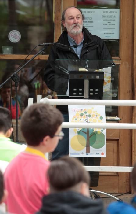 Actividad de convivencia escolar con motivo del día del libro en el Campo.