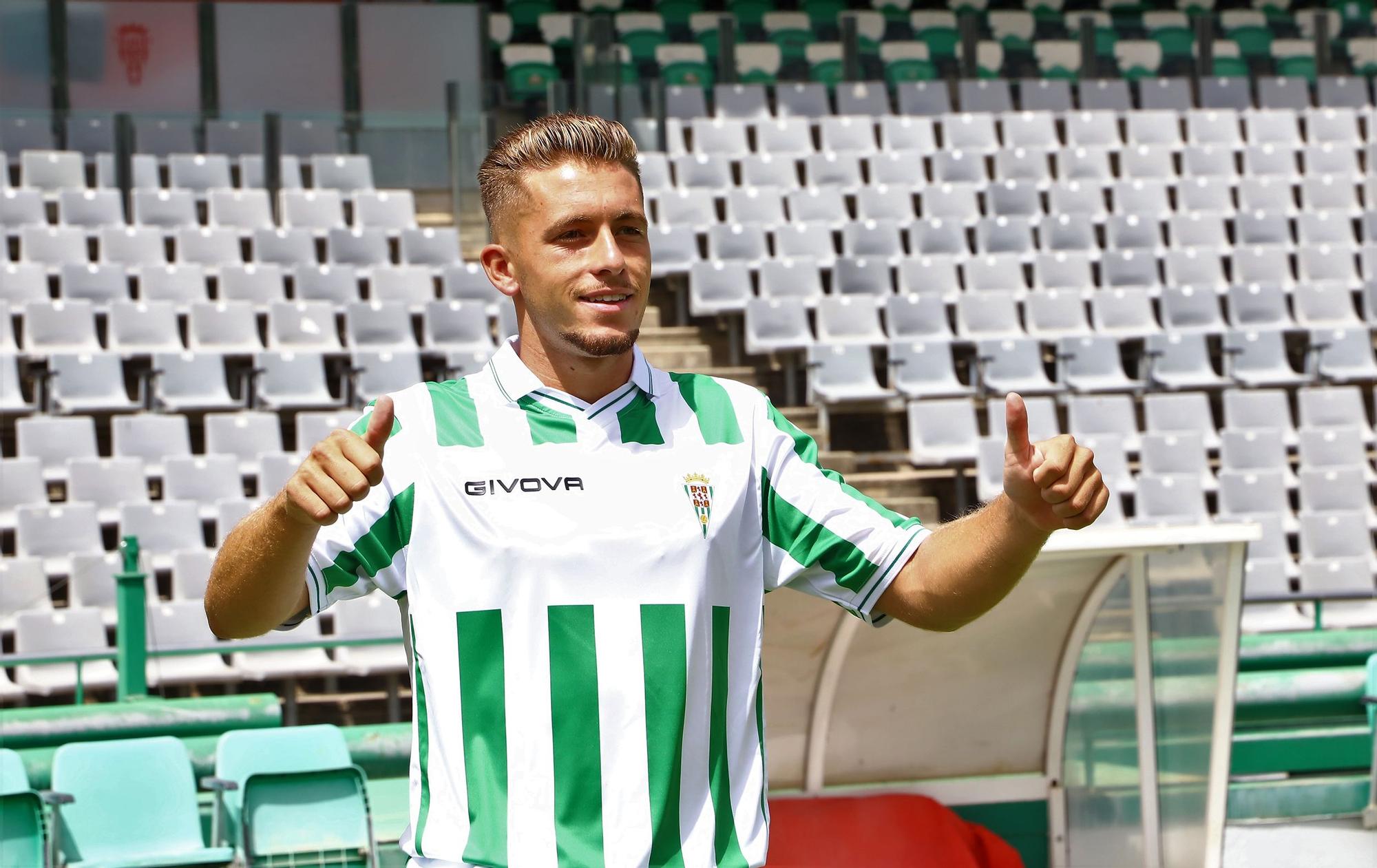 Isma Ruiz presentado como nuevo jugador del Córdoba CF