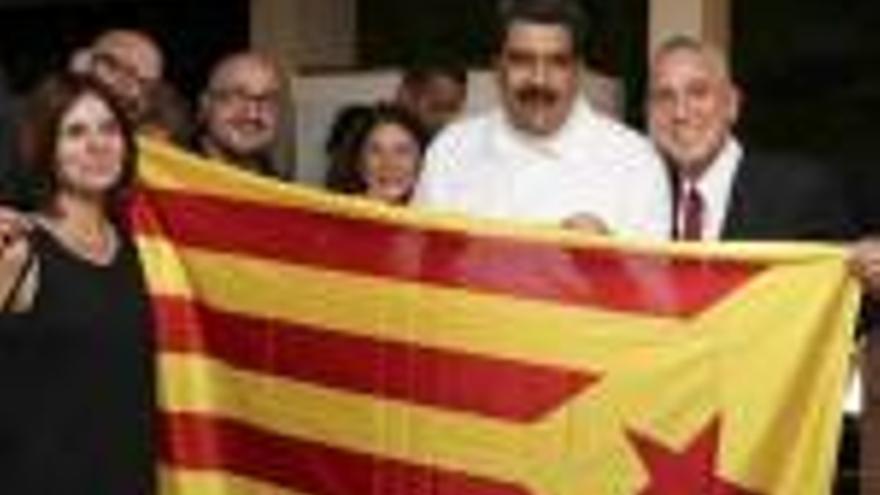 Nicolás Maduro, amb l&#039;estelada